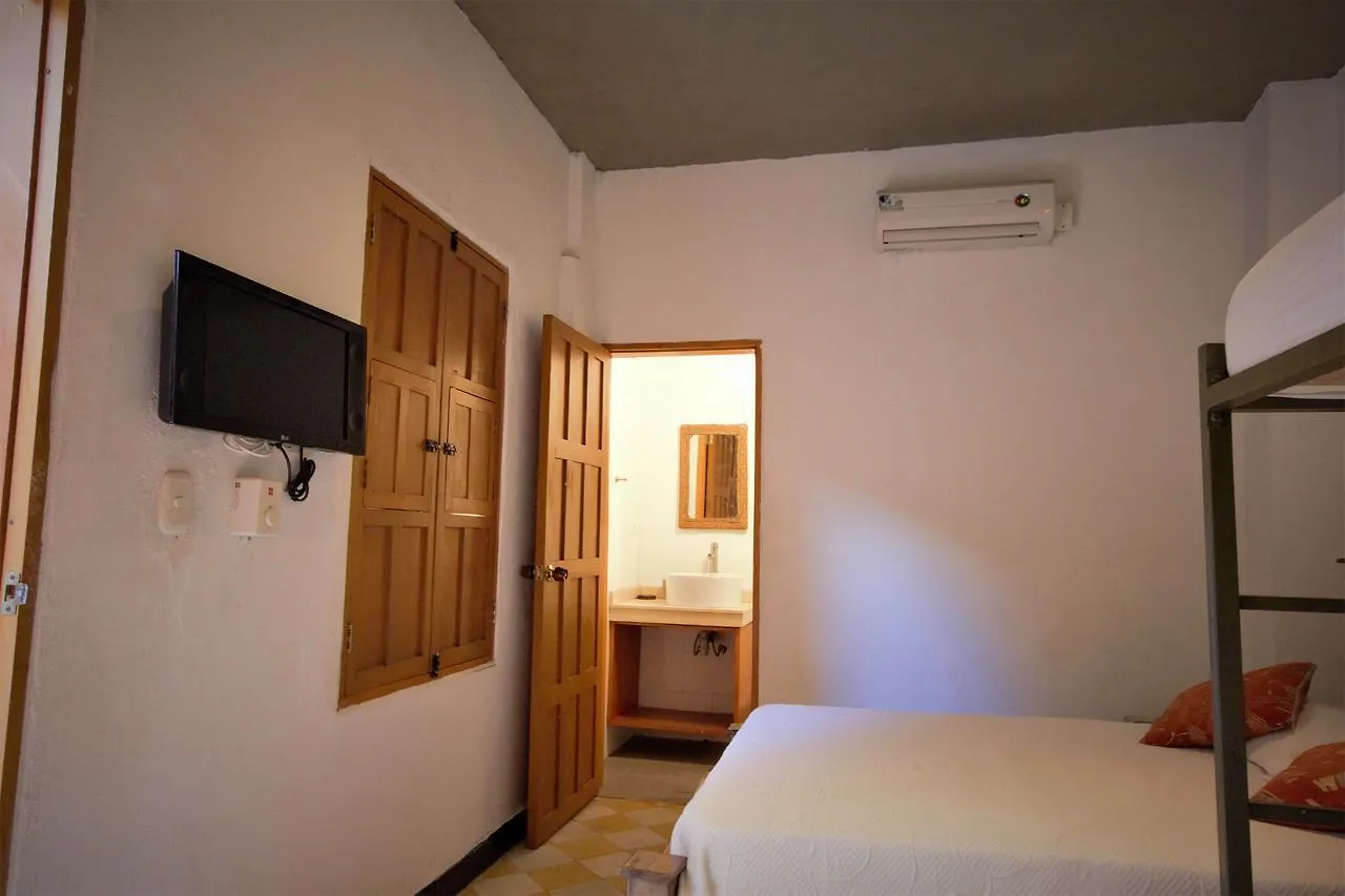 ***  Hotel Casa Sarah Santa Marta  Colombie